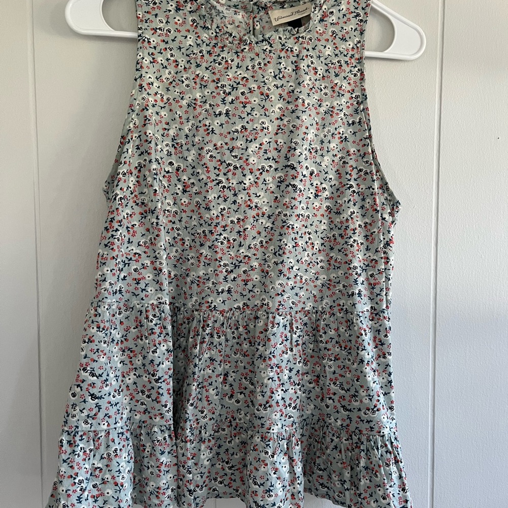 Floral sleeveless top
